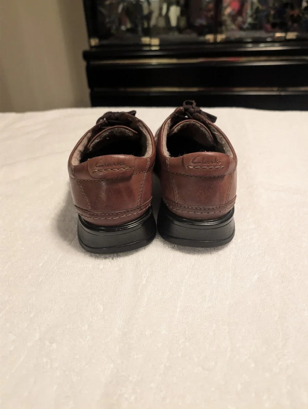 Clarks Brown Leather Lace-Up Oxfords